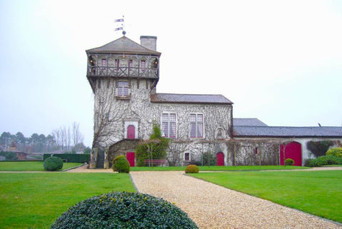 Péssac Léognan - 10 obcí má právo používať Graves AOC